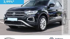 Gebraucht 2024 VW T-Roc Style SUV | 34.995 € (Fairer Preis)