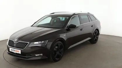 Gebraucht 2016 Skoda Superb LAURIN & KLEMENT Kombi | 19.910 € (Fairer Preis)