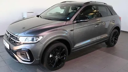 Grau Neu 2025 VW T-Roc R-line SUV | 34.679 € (Superpreis)