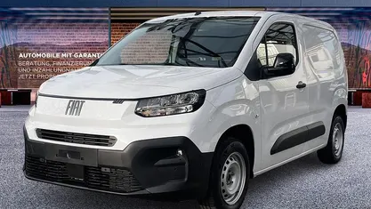 Neu Fiat Doblò 102 PS (75 kW) 2025 Weiß Van / Kleinbus