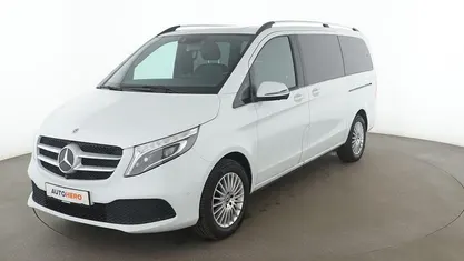 Weiß Gebraucht 2020 Mercedes V300 Avantgarde Edition Van / Kleinbus | 47.320 € (Guter Preis)