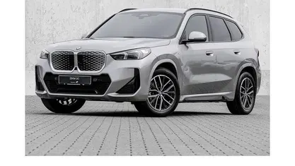 Silber Neu 2025 BMW iX1 M Sport SUV | 47.690 € (Fairer Preis)
