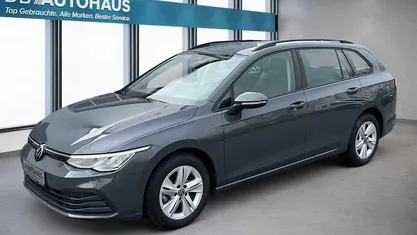 Gebraucht VW Golf VIII Life 110 PS (80 kW) 2023 Grau Kombi