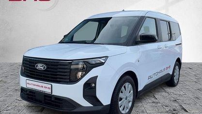Używany Ford Tourneo Courier Titanium 125 KM (91 kW) 2024 Biały Minivan