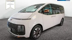 Weiss / sonderlackierung creamy white uni Gebraucht 2023 Hyundai Staria Signature Van | 45.550 € (Fairer Preis)
