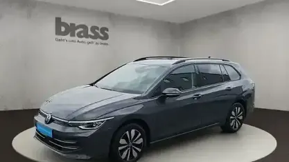 Gebraucht VW Golf VIII Goal 116 PS (85 kW) 2025 Delfingrau metallic Kombi
