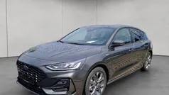 Gebraucht 2025 Ford Focus ST-Line Limousine | 29.580 € (Fairer Preis)