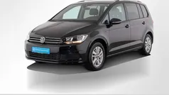 Deep black perleffekt Gebraucht 2024 VW Touran Comfortline Van / Kleinbus | 33.480 € (Fairer Preis)