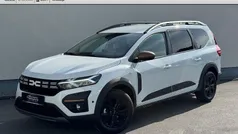 Gebraucht 2024 Dacia Jogger Extreme Van / Kleinbus | 21.790 € (Fairer Preis)