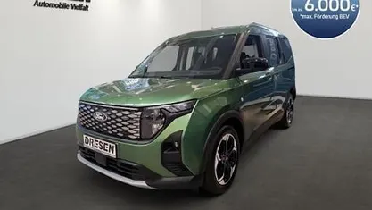 Bursting green metallic (pn4 Neu 2025 Ford Tourneo Courier Active Van / Kleinbus | 34.285 € (Fairer Preis)