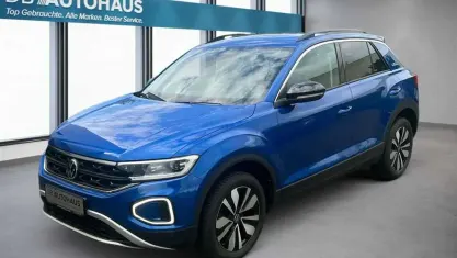 Gebraucht VW T-Roc IQ Drive 150 PS (110 kW) 2025 Blau SUV