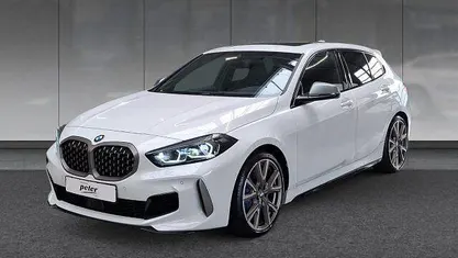 Alpinweiss iii Gebraucht 2021 BMW M135 Performance Kleinwagen | 31.840 € (Fairer Preis)