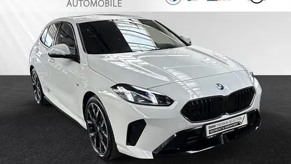 Gebraucht BMW 120 M Sport 163 PS (119 kW) 2025 Alpinweiss Kleinwagen
