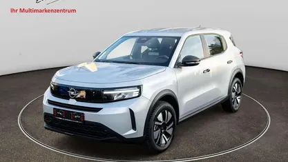 Kristall silber metallic Neu 2025 Opel Frontera Edition SUV | 24.900 € (Guter Preis)