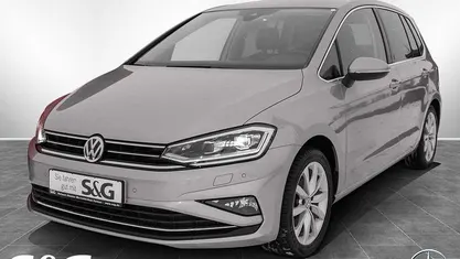 Tungsten silver metallic Gebraucht 2019 VW Golf Sportsvan Highline Van / Kleinbus | 17.477 € (Guter Preis)