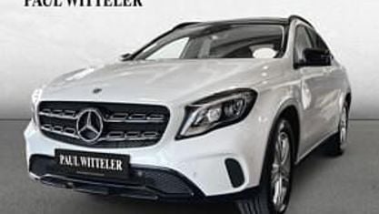 Usata Mercedes GLA200 Urban 156 CV (114 kW) 2017 Bianco SUV