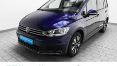 Blau Gebraucht 2024 VW Touran Move Van / Kleinbus | 36.480 € (Fairer Preis)