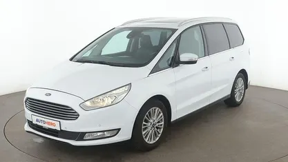 Weiß Gebraucht 2019 Ford Galaxy Titanium Van / Kleinbus | 19.360 € (Fairer Preis)