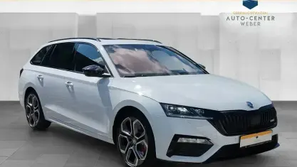 Gebraucht Skoda Octavia RS 245 PS (180 kW) 2022 Weiß (metallic) Kombi