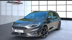 Grau Gebraucht 2020 Ford Focus ST-Line X Kombi | 20.450 € (Fairer Preis)