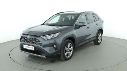 Gebraucht Toyota RAV4 Hybrid Team 120 PS (88 kW) 2021 Grau SUV