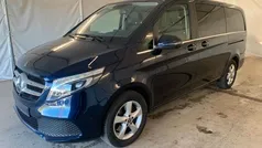 Blue metallic Gebraucht 2021 Mercedes V300 Avantgarde Van / Kleinbus | 49.480 € (Superpreis)