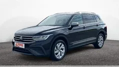 Schwarz Gebraucht 2024 VW Tiguan Allspace Life SUV | 34.999 € (Superpreis)