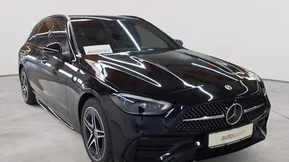 Usado Mercedes C300e AMG line 204 HP (150 kW) 2023 Preto Carrinha