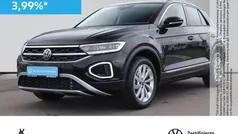 Schwarz Gebraucht 2024 VW T-Roc Style SUV | 29.880 € (Fairer Preis)