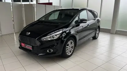 Gebraucht Ford S-MAX Business Edition 165 PS (121 kW) 2019 Iridiumschwarz metallic Van / Kleinbus