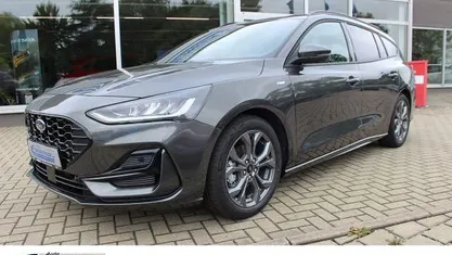 Grau Neu 2025 Ford Focus ST-Line X Kombi | 28.970 € (Guter Preis)