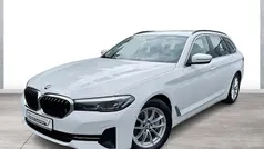 Weiß Gebraucht 2022 BMW 530 Performance Kombi | 35.970 € (Superpreis)