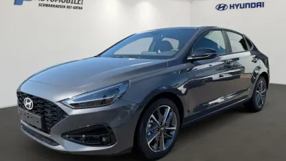 Neu Hyundai i30 Comfort 140 PS (102 kW) 2025 Grau Limousine