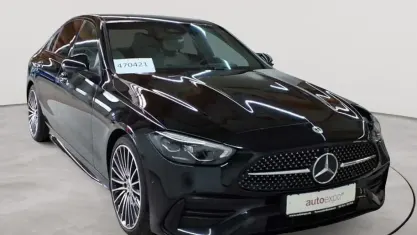 Gebraucht Mercedes C300 AMG line 265 PS (194 kW) 2024 Schwarz Limousine