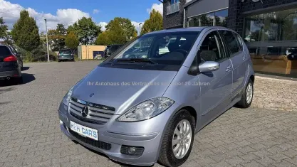 Używany Mercedes A180 Elegance 109 KM (80 kW) 2006 Niebieski Sedan/Limuzyna