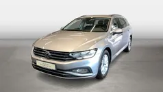 Silber Gebraucht 2022 VW Passat Business Kombi | 23.130 € (Fairer Preis)