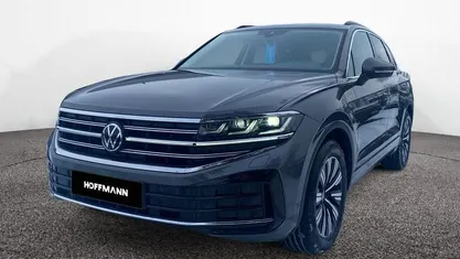 Silicon gray metallic Gebraucht 2025 VW Touareg Elegance SUV | 62.989 € (Fairer Preis)