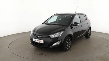 Schwarz Gebraucht 2014 Hyundai i20 Edition Limousine | 8.200 € (Fairer Preis)