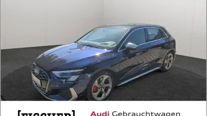 Gebraucht Audi S3 Ambiente 310 PS (228 kW) 2022 Blau Limousine