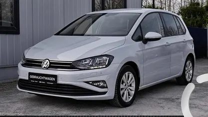 Gebraucht VW Golf Sportsvan Trendline 110 PS (80 kW) 2018 Silber Van / Kleinbus