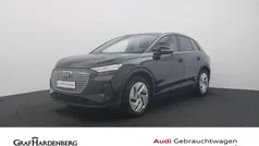 Mythosschwarz metallic Gebraucht 2023 Audi e-tron SUV | 30.880 € (Fairer Preis)