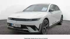 Weiss / atlas white Gebraucht 2024 Hyundai Ioniq 5 N Line SUV | 53.990 € (Superpreis)