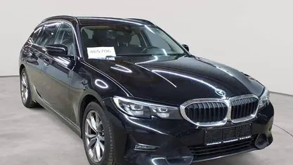 Gebraucht BMW 318 Sport Line 150 PS (110 kW) 2021 Kombi