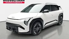 Gebraucht 2025 Kia EV3 4 SUV | 42.990 € (Fairer Preis)