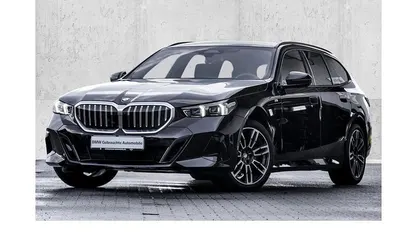 Gebraucht BMW 520 M Sport 208 PS (152 kW) 2025 Kombi