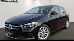 Schwarz Gebraucht 2022 Mercedes B200 Progressive Van / Kleinbus | 29.350 € (Fairer Preis)
