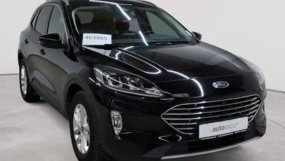 Agate black metallic Gebraucht 2022 Ford Kuga Titanium SUV | 18.990 € (Superpreis)