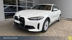 Alpinweiß uni Gebraucht 2023 BMW i4 Efficient Dynamics Limousine | 39.990 € (Guter Preis)