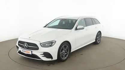 Weiß Gebraucht 2021 Mercedes E220 AMG line Kombi | 32.460 € (Fairer Preis)
