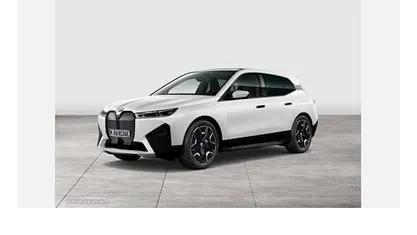 Usata BMW iX Sport Line 300 kW (408 CV) 2024 Bianco SUV